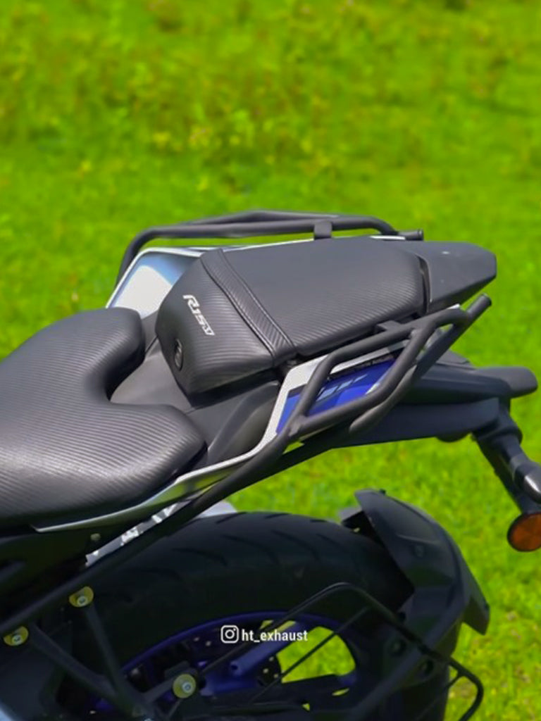 R15 V4 / M GRAB RAIL - SB 652