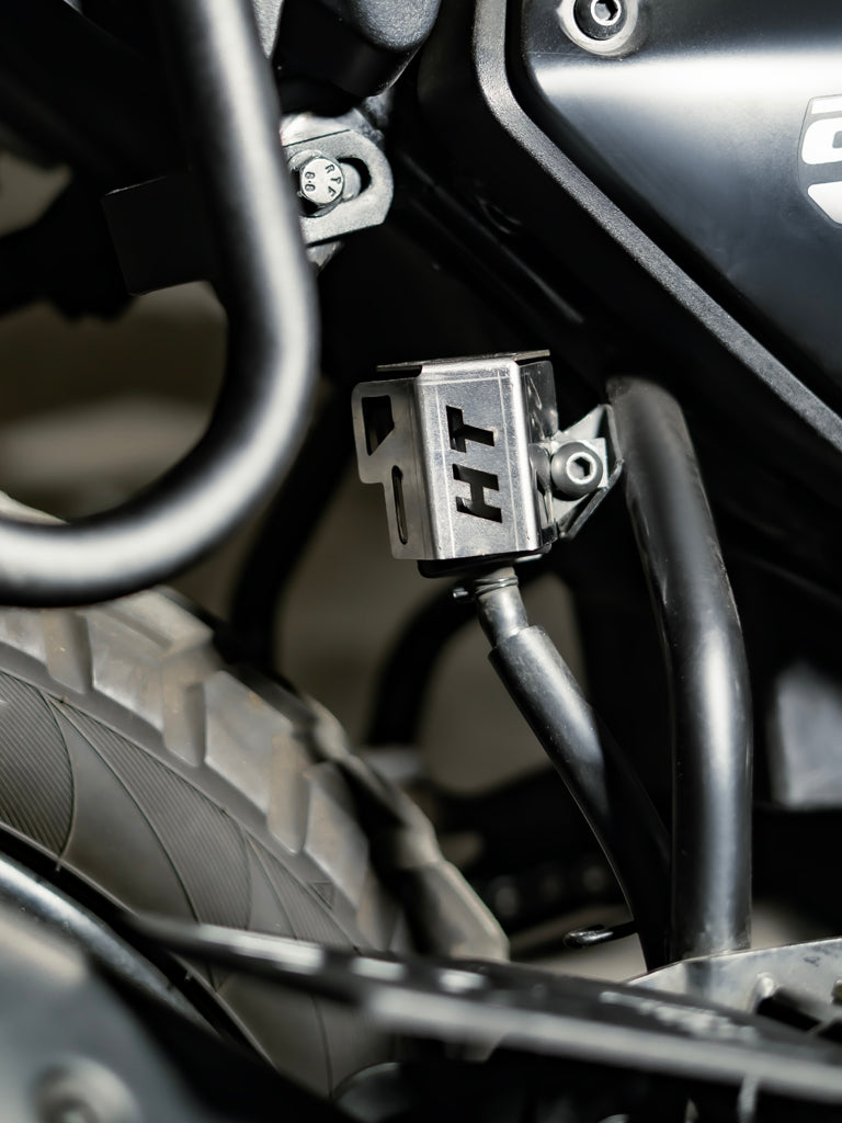 REAR OIL TANK CAP FOR YEZDI ADVENTURE 2025 / FTC 094