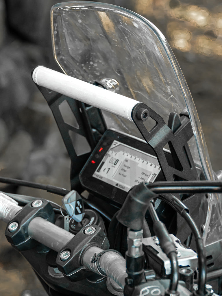 GPS MOUNT WHITE FOR XPULSE 210 / SB 1047-WHITE