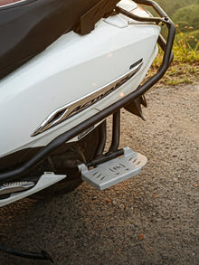 FOOT REST FOLDABLE LEFT SIDE FOR ACTIVA 125 / FTR 749