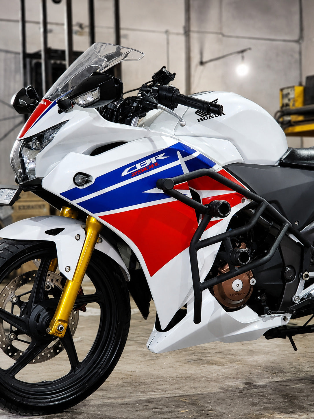 CBR 250R Crash Guard with Metal Slider SB 735